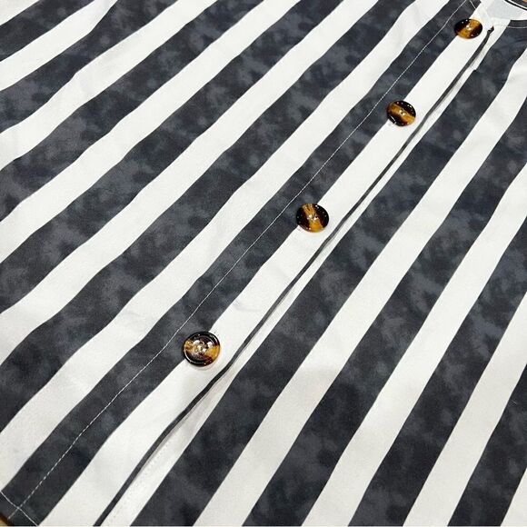 Shein White and Grey Striped V Neck Tank Top Women’s Medium - Picture 2 of 4